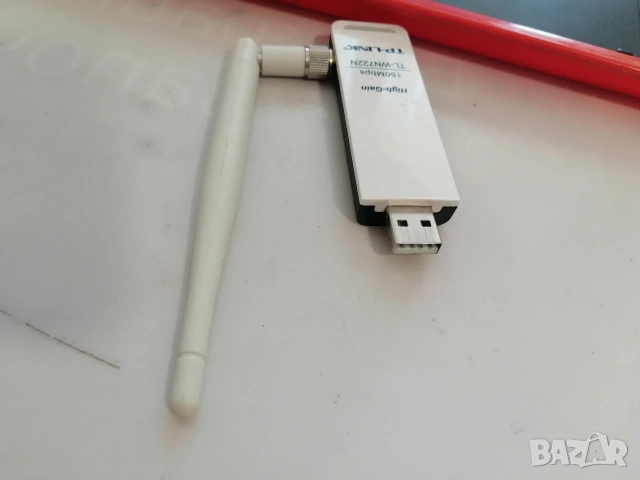 USB WI-FI адаптер TP-LINK TL-WN722N, снимка 2 - Мрежови адаптери - 54173820