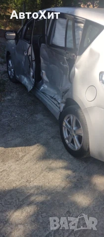 Toyota Verso 2010 г.,2000  D4D ,126 k.c., снимка 7 - Автомобили и джипове - 50885547