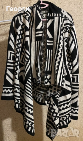 Вълнен кардиган от алпака, допущам коментар по цената, снимка 4 - Жилетки - 53955912