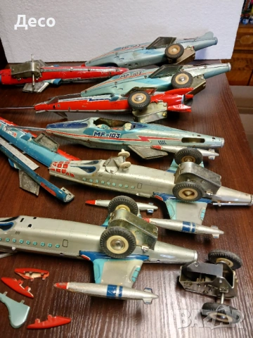 Стари тенекиени играчки ракети,самолети., снимка 6 - Колекции - 54099179
