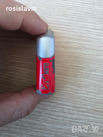 Метална запалка Marlboro, снимка 2 - Антикварни и старинни предмети - 54119547