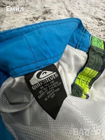 Мъжки шорти Quiksilver, Размер L/34, снимка 4 - Къси панталони - 46369879