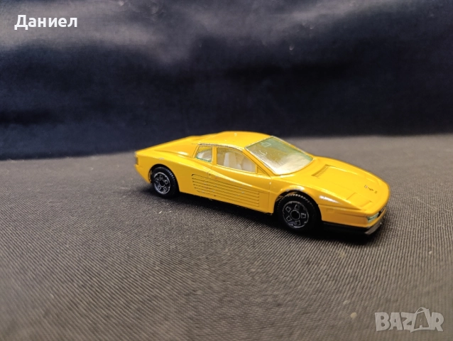 Количка Burago Ferrari TestaRossa , снимка 2 - Колекции - 52021454