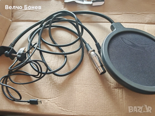 Професионален кондензаторен микрофон + V8K звукова карта – комплект за стрийминг и podcast, снимка 3 - Други - 52912585