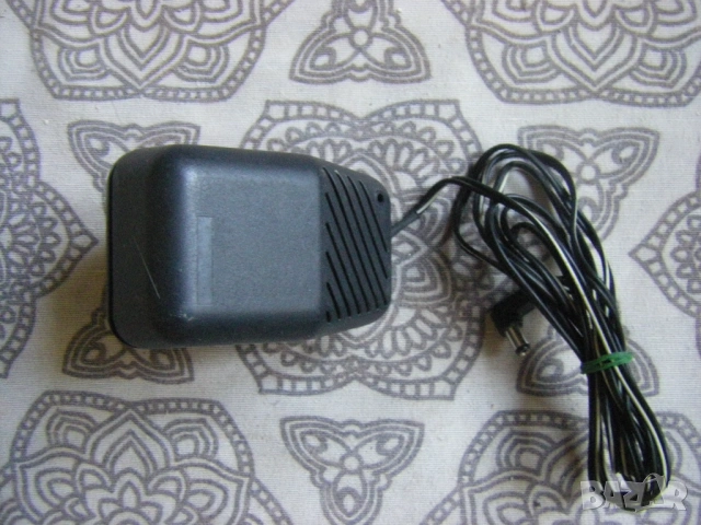 Работещ адаптор АС 220V/AC 9V, 300mA с жак 5.5мм , снимка 4 - Друга електроника - 37145844