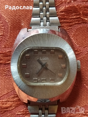 дамски механичен часовник ЛУЧ, снимка 2 - Дамски - 51999016