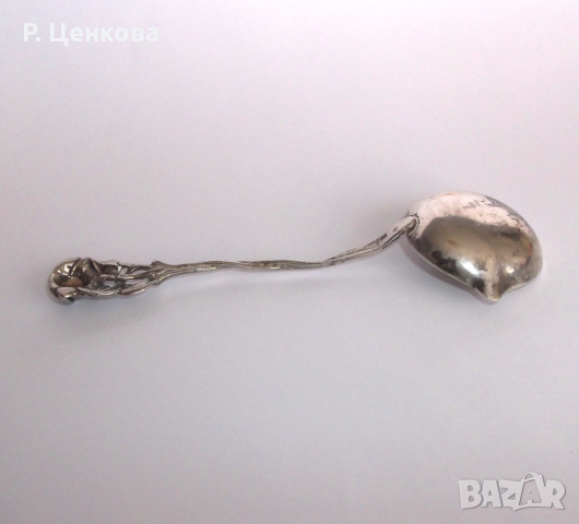 Старинна сребърна лъжица с релефна роза, снимка 9 - Прибори за хранене, готвене и сервиране - 44952190