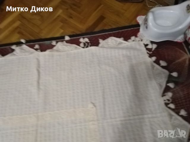 Покривало за легло с две калъфки ръчно шити народни мотиви 219х153см и калъвки 2броя 59х43см отлични, снимка 4 - Декорация за дома - 45375344