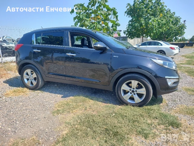 Kia Sportage
2.0crdi автомат, Джип, Употребяван, На части, снимка 3 - Автомобили и джипове - 51048569