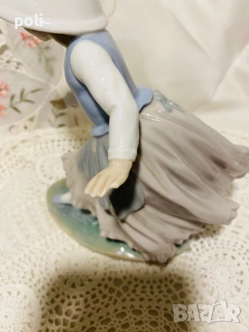 порцеланова статуетка Nao, снимка 7 - Статуетки - 51121655
