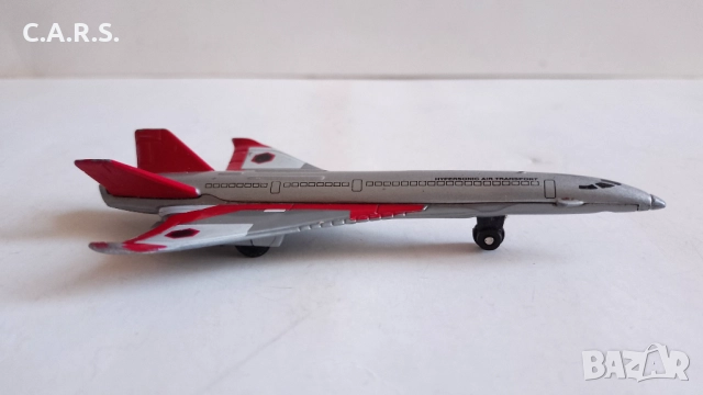 Метални самолети Matchbox и Maisto, снимка 9 - Колекции - 52178200