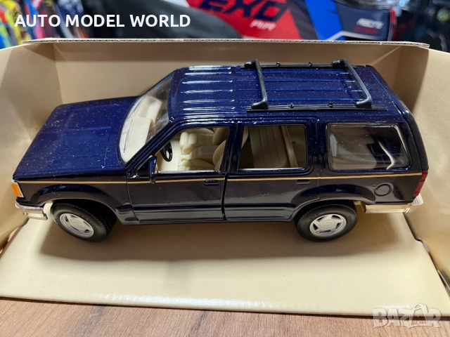 Метална колекционерска количкa FORD EXPLORER/MUSTNAG 1992г.Maisto 1:24, снимка 4 - Колекции - 52593721