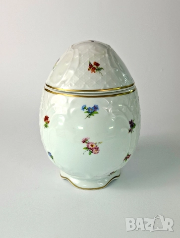 Порцеланово яйце с флорална декорация - Lindner