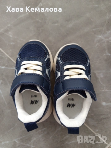 Бебешки маратонки HM 18/19 размер , снимка 2 - Детски маратонки - 53881749