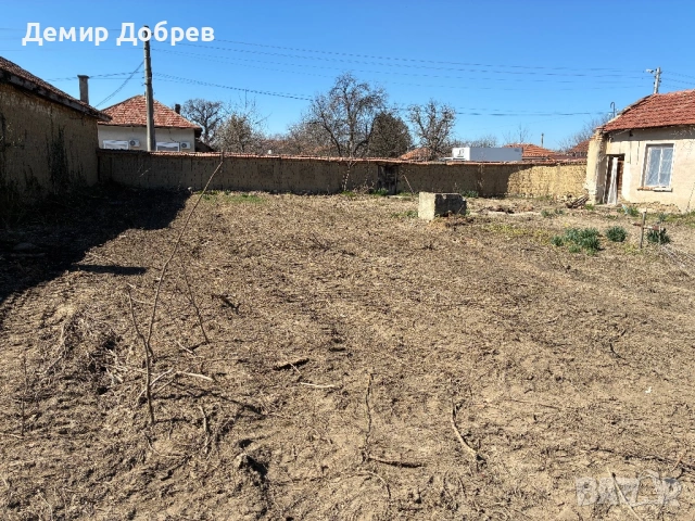 Не обитаема Къща С.Тулово, снимка 6 - Къщи - 53904022