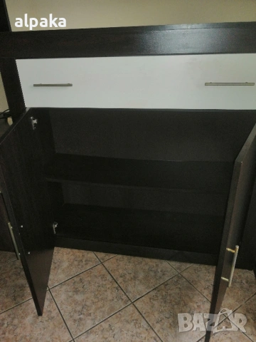 Продавам голям шкаф скрин 120/35/116 см, снимка 3 - Скринове - 53375010