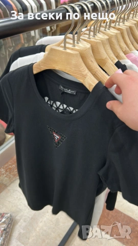 Guess Дамска Тениска👚Дамска Блуза С Къс Ръкав Гес - Различни Цветове Код E. Fashion-78, снимка 6 - Тениски - 53933662