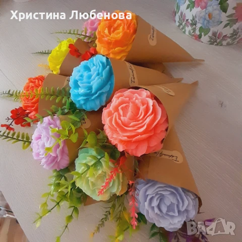 Букети от глицеринов сапун , снимка 8 - Декорация за дома - 51375042
