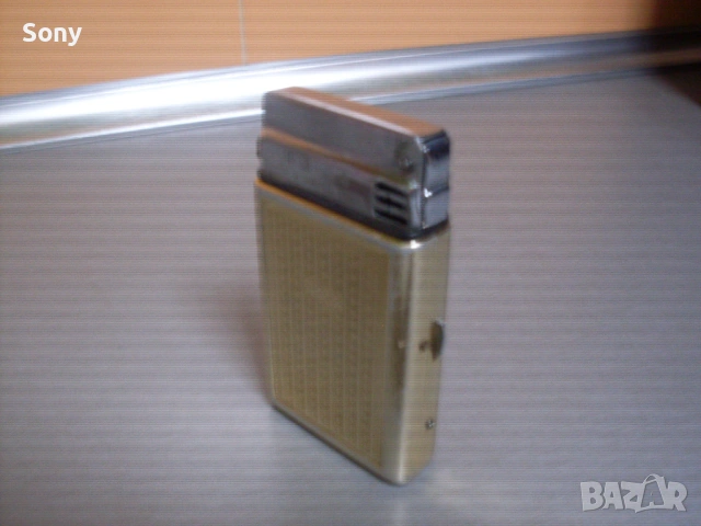 Стари колекционерски бензинови запалки., снимка 8 - Антикварни и старинни предмети - 54017617