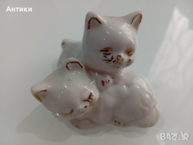 Стара порцеланова фигура с котета , снимка 5 - Декорация за дома - 52661356