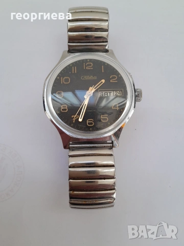 прекрасен часовник Slava,като нов, снимка 4 - Антикварни и старинни предмети - 53745432