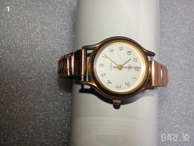 Дамски часовник