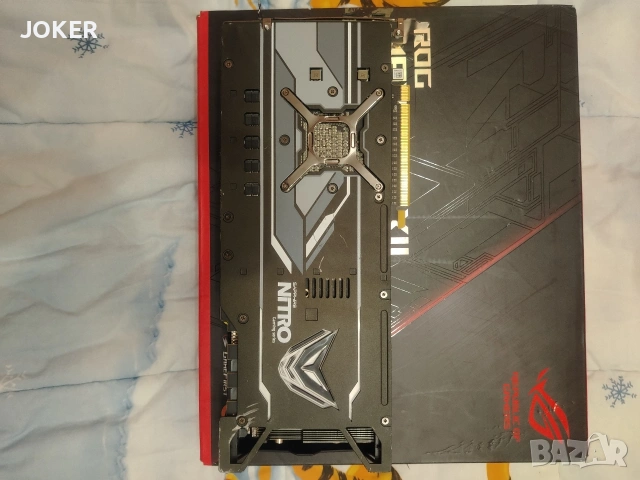 Sapphire NITRO+ Radeon RX Vega 64 8 GB HBM2, снимка 3 - Видеокарти - 53237757