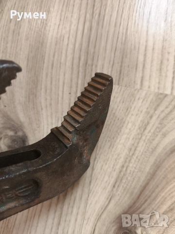 Професионален комплект Daco водопроводни тръбни ключове Ø 1.1/2" цола, снимка 10 - Ключове - 53664654