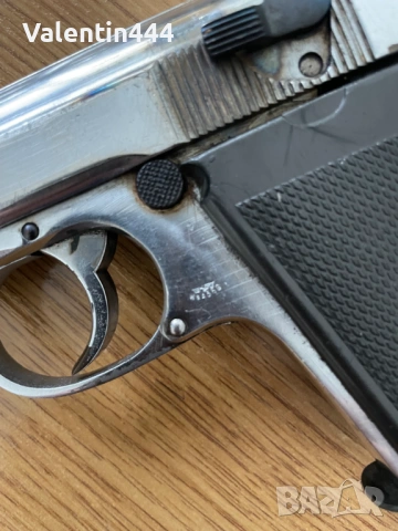 ПИСТОЛЕТ "ВАЛТЕР ППК", кал. 7,65мм  - ДЕАКТИВИРАН/ОБЕЗОПАСЕН., снимка 4 - Бойно оръжие - 53984805