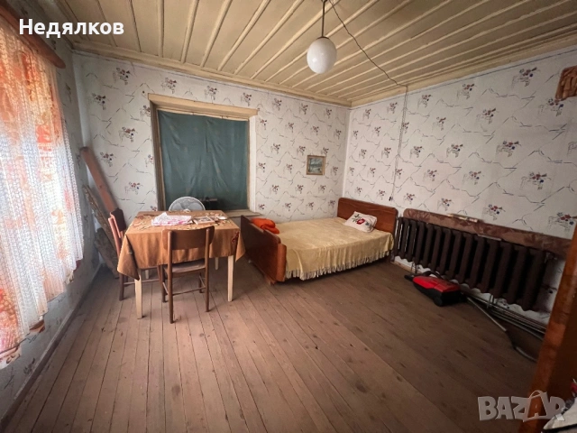 Къща с.Стрелци на 2 етажа, снимка 6 - Къщи - 54142662