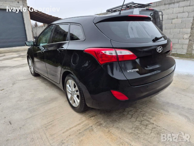 Hyundai i30 cw , снимка 12 - Автомобили и джипове - 52670013