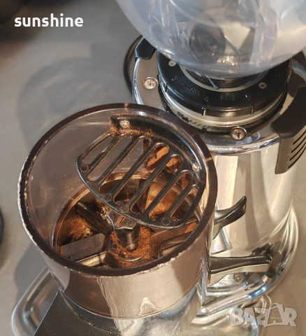 Made in ITALY * ХРОМ * Профисионална Кафемелачка Macap M4T таймер 58мм, снимка 7 - Кафемашини - 53623932