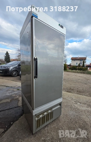 Италиански сладоледен фризер Tekna, снимка 3 - Хладилни витрини и фризери - 54071808