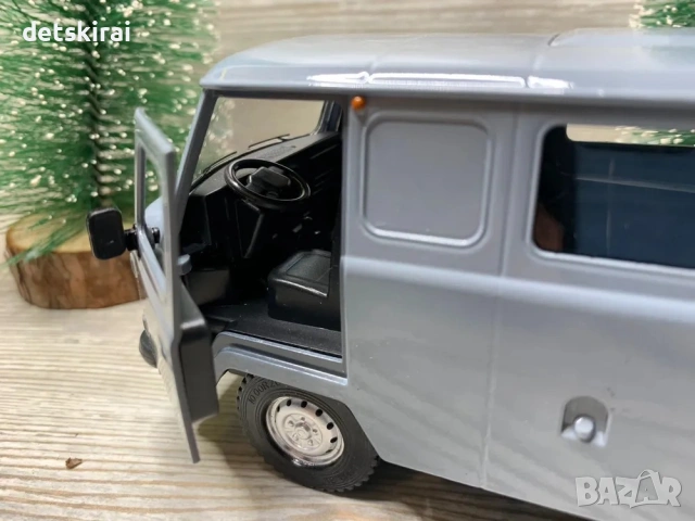 Метален макетен модел УАЗ в мащаб 1:18 , снимка 6 - Колекции - 53941581