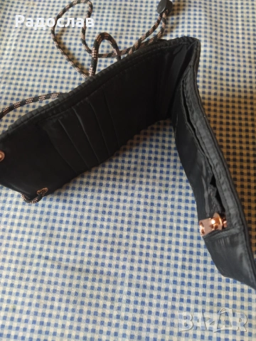 портфейл OYSHO SPORT , снимка 3 - Портфейли, портмонета - 53242761