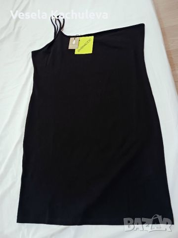 Продавам нова, черна рокля, XXXL, снимка 1 - Рокли - 46399136