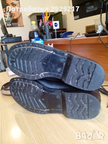 Кубинки от старият модел 43 номер , снимка 3 - Маратонки - 52610997