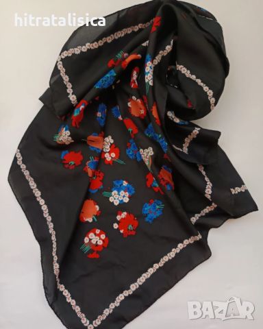 Черен шал с цветя, снимка 1 - Шалове - 46296800
