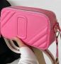 Страхотна   розова чантичка през рамо, снимка 1 - Чанти - 45489886