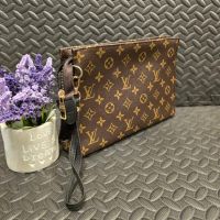 Дамска чанта Louis Vuitton , снимка 1 - Чанти - 45888398