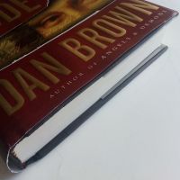 The Da Vinci code - Dan Brown - 2003г., снимка 8 - Художествена литература - 45208848