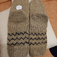 Ръчно плетени мъжки чорапи от вълна размер 44, снимка 8 - Мъжки чорапи - 44530770
