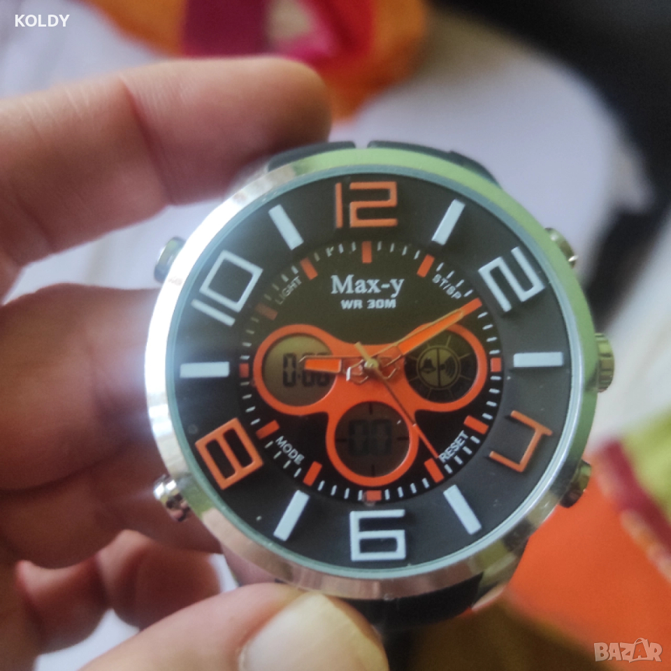 Италиански часовник водоустойчив Max-y, снимка 1