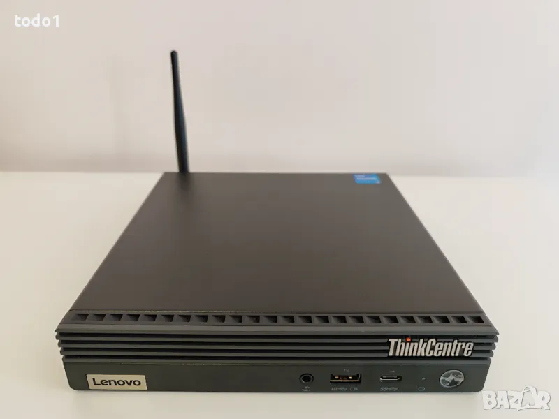 Lenovo ThinkCentre M70q Tiny Desktop i5-11400T/PCIe 256GB/12GB, снимка 1