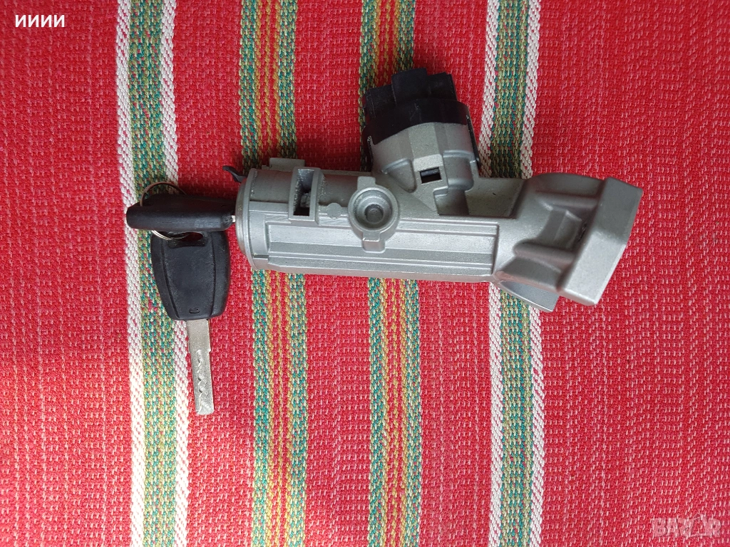 Контактен патрон с конзола и клейморед за бус, снимка 1
