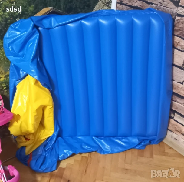 Детски надуваем батут замък Intex, снимка 1