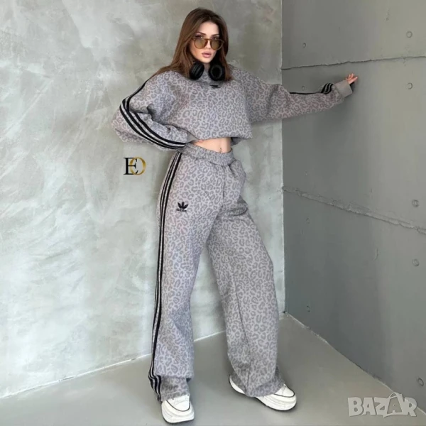 дамски екипи Adidas , снимка 1