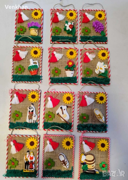 Пана за закачане на стена тип мартеничка сувенир . Битови,фолклорни модели и цветя., снимка 1