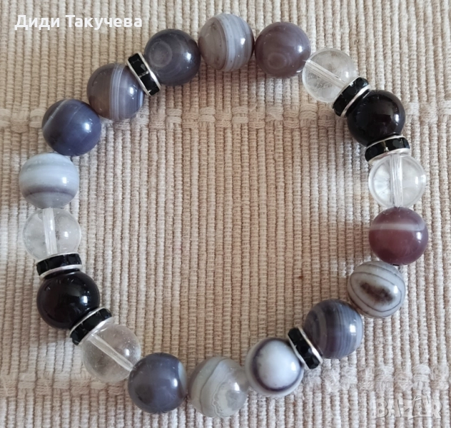 Гривни от естествени камъни. Вземете подарък за любимата жена. Медальон Дървото на Живота., снимка 1