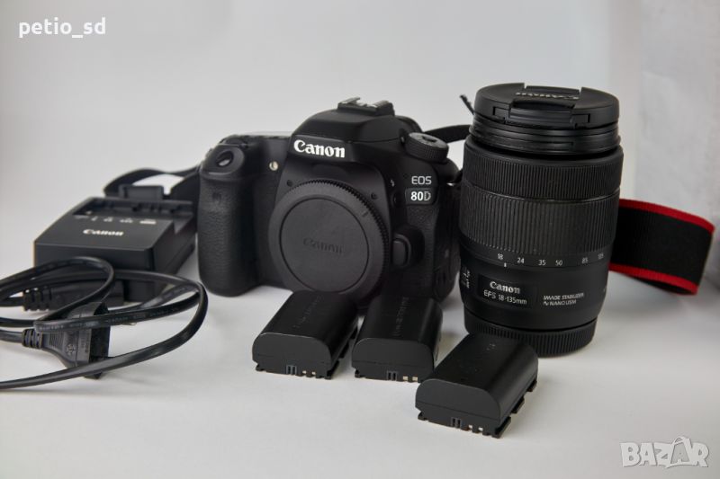 Canon 80D с обектив 18-135 IS nano USM страхотен , снимка 1